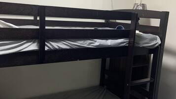 2 bedrooms