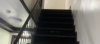 Cheerful 2 Bedroom House in Metro Manila Hills Subd Rodriguez,Rizal