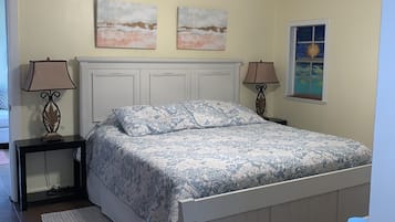 3 habitaciones, tabla de planchar con plancha, wifi y ropa de cama