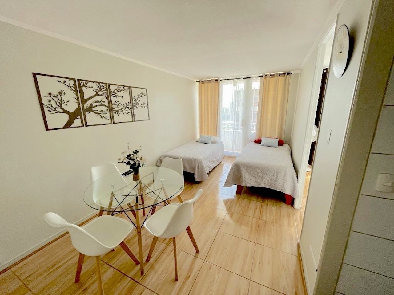 1 室のベッドルーム、WiFi、ベッドシーツ