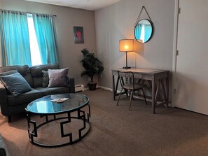 TV, offices - Apt 4 Convenient Location (Masury)