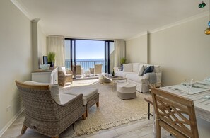 Smart TV - Luxury Oceanfront Couples Retreat- Station 1 Top Floor, Newly Renovated (Wrightsville Beach)
