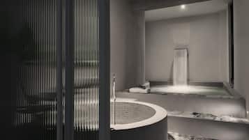Couples treatment room(s), body treatments, deep-tissue massages