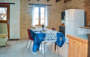 Dining - 1 bedroom cozy home in St Chamassy (St Chamassy)
