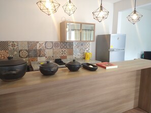 Kühlschrank, Ofen, Wasserkocher, Toaster