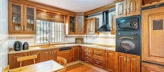 Stunning home in Cenes de la Vega