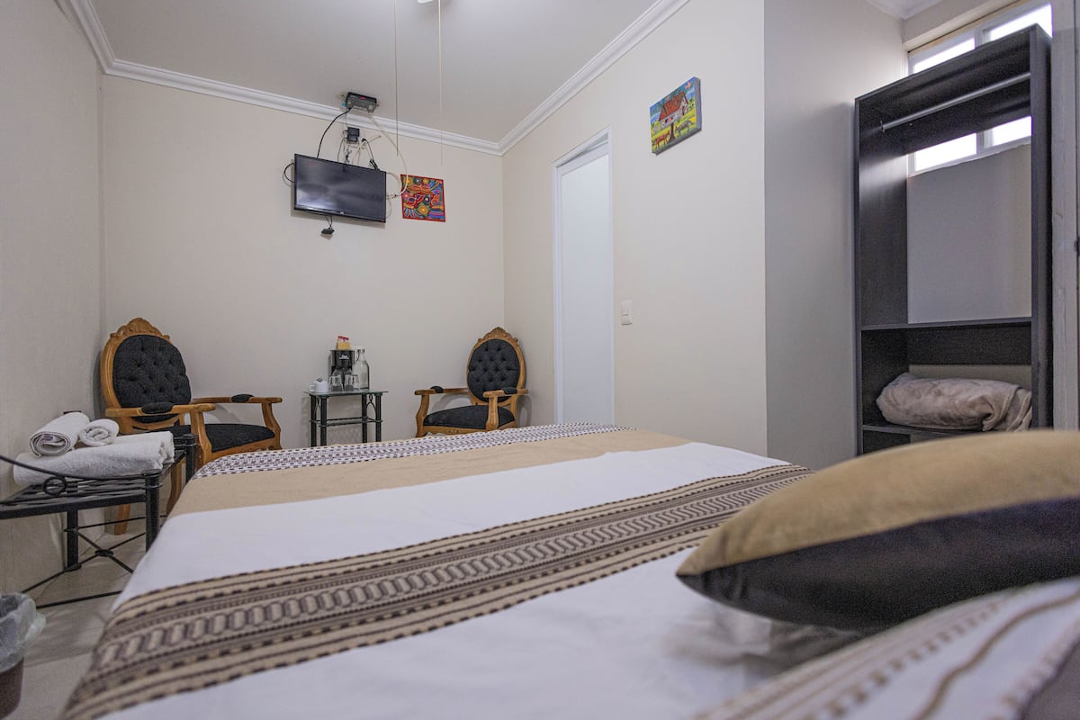 standard room | down duvets, individually decorated, individually furnished