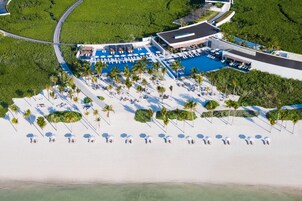 5 outdoor pools, open 7:00 AM to 7:00 PM, cabanas (surcharge)