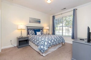 2 chambres, fer et planche à repasser, Wi-Fi, literie fournie