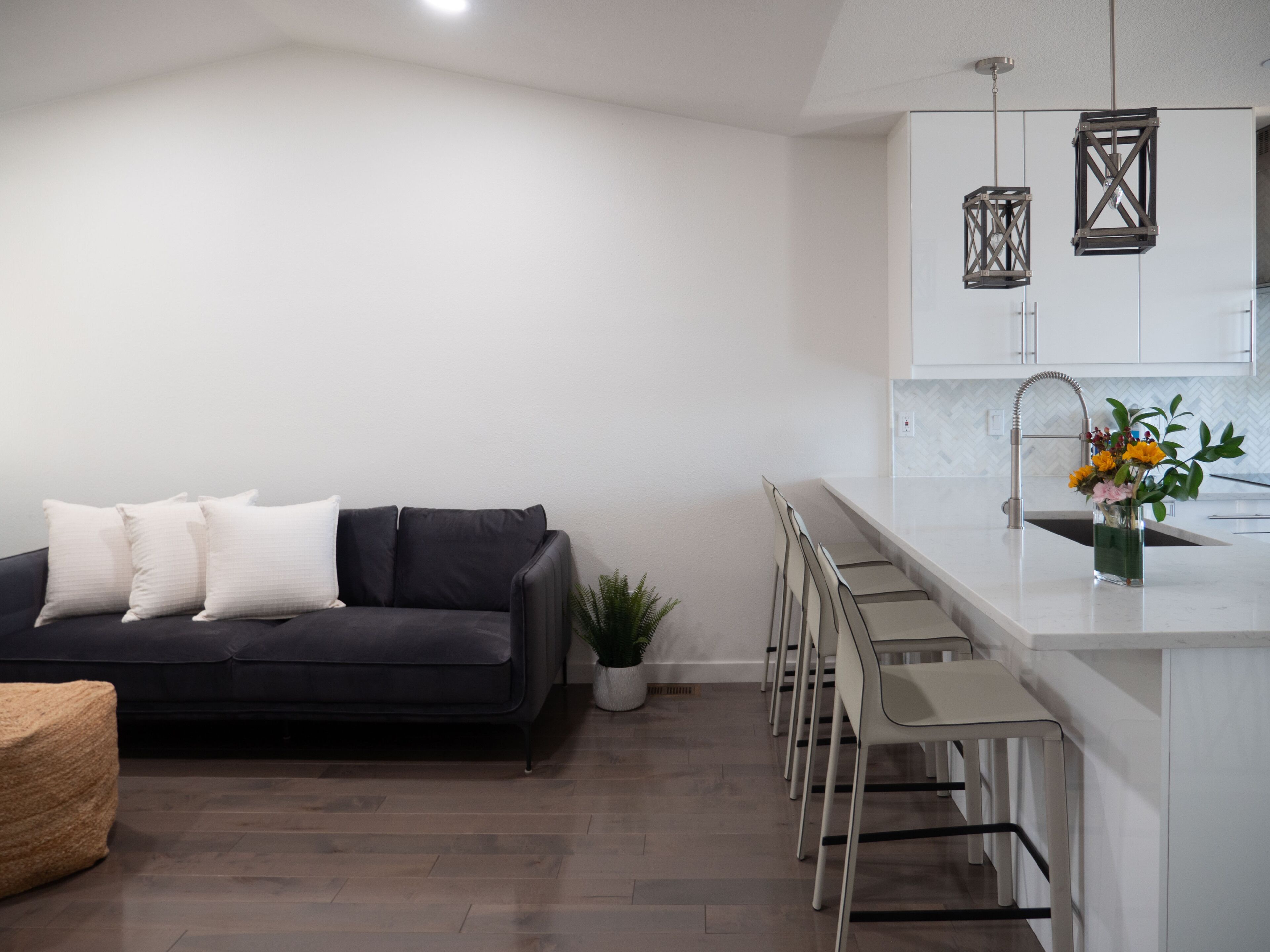 Aurora Designer Home 4Bd.3Bath/Pet Friendly
