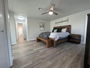 2 bedrooms