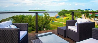 Oversized Perfect Seaview Penthouse Loft Apartment