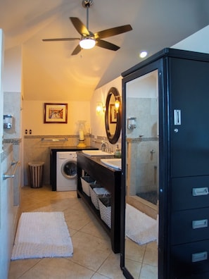 Jetted tub, hair dryer, towels, soap