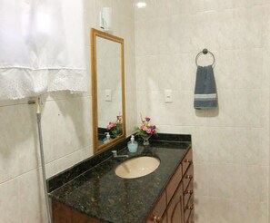 Villa | Bathroom - Casas Aconchegantes (Cabo Frio)
