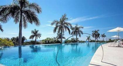 Luxury apartment with ocean view!!!!