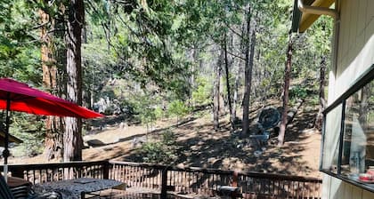 Spacious 3BR Mi Wuk Cabin | Deck, Grill & More