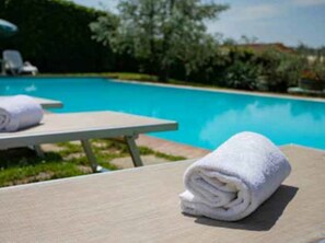 Piscine extérieure