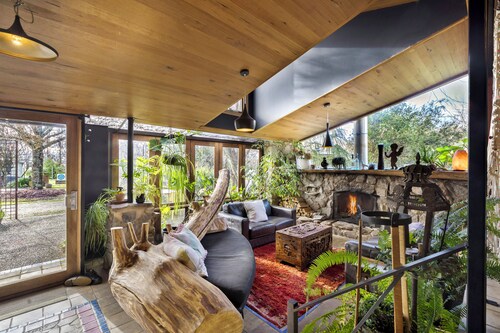 Garden House near Snowfields | logfire | hottub