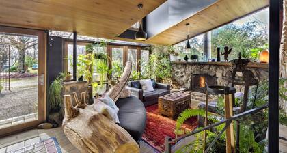 Garden House near Snowfields | logfire | hottub