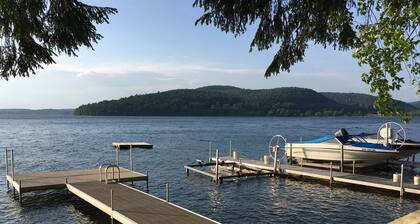 Cardinal Cottage - Otsego Lake access, updated kitchen & bath