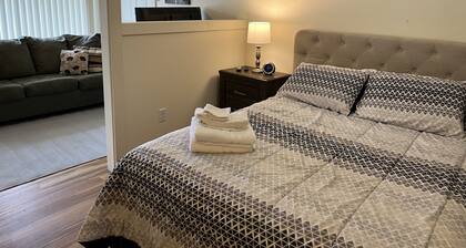 City Fox 3, #3 of 4 recent renovation in Oneonta, convenient to All Star Village