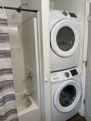 Interior - Cone's Cottage New Construction, apt convenient to All Star Village, fire pit (Otego)