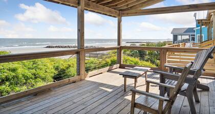 Large deck with direct beach access, Oversize living areas- Reel Paradise!