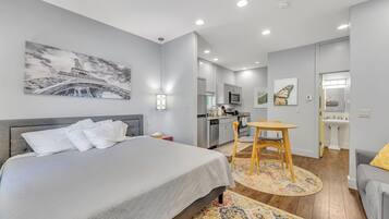 Fer et planche Ă repasser, Wi-Fi gratuit, draps fournis