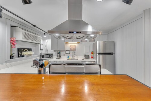 #2 of 11 Units in Village of Cooperstown Apt Bldg