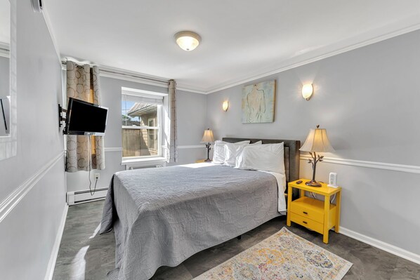 2 slaapkamers, een strijkplank/strijkijzer, gratis wifi, beddengoed
