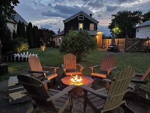 Terrace/patio - Catskill Ski Hike Lake Pet Main St Pool (Catskill)