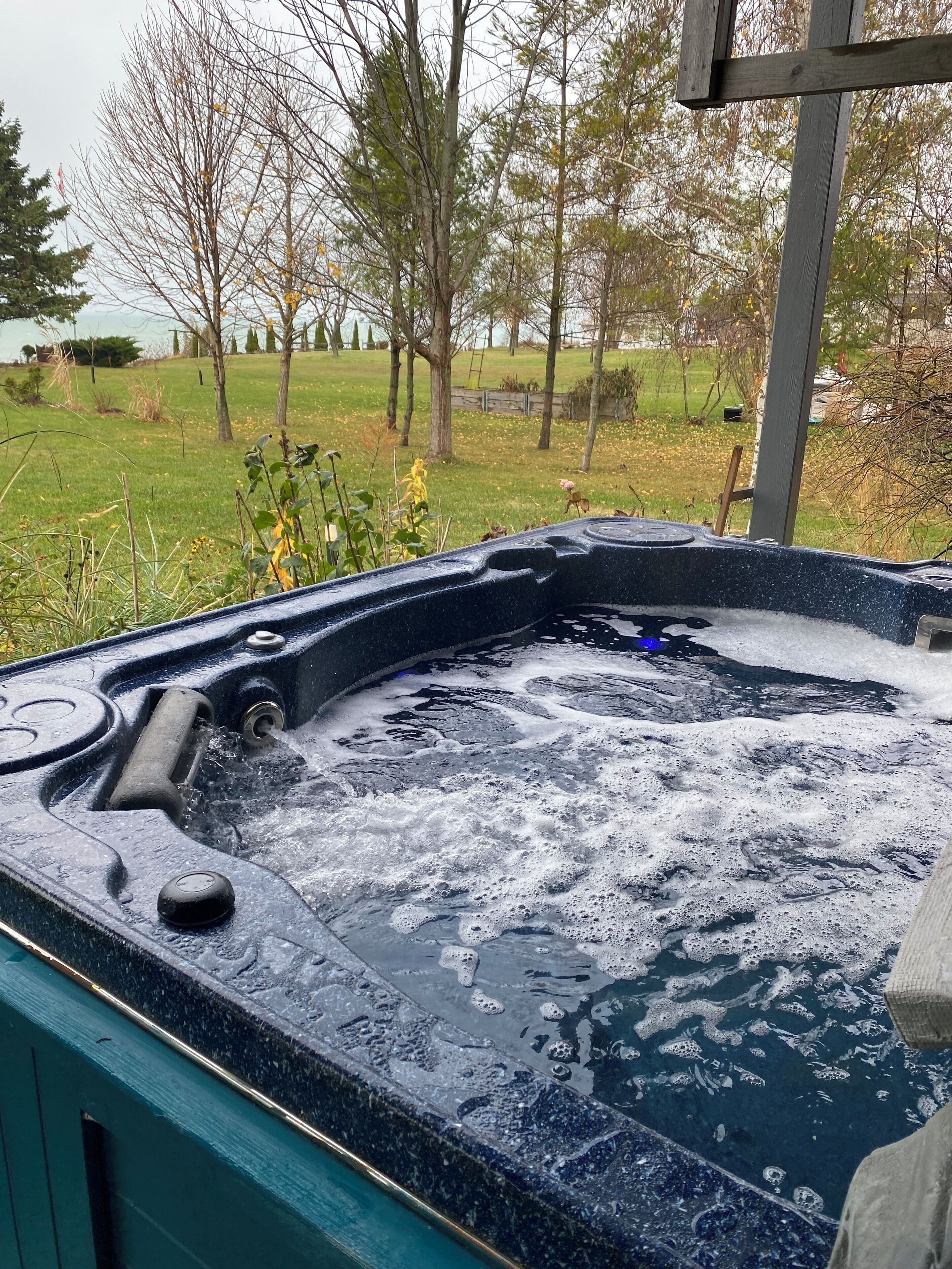 Bain à remous extérieur