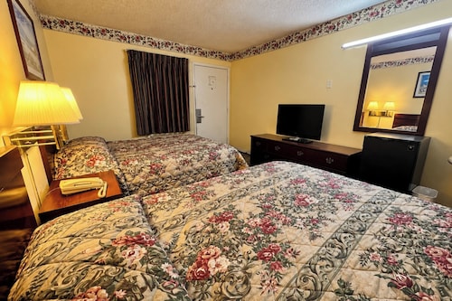 Economy Inn Sweetwater I-75