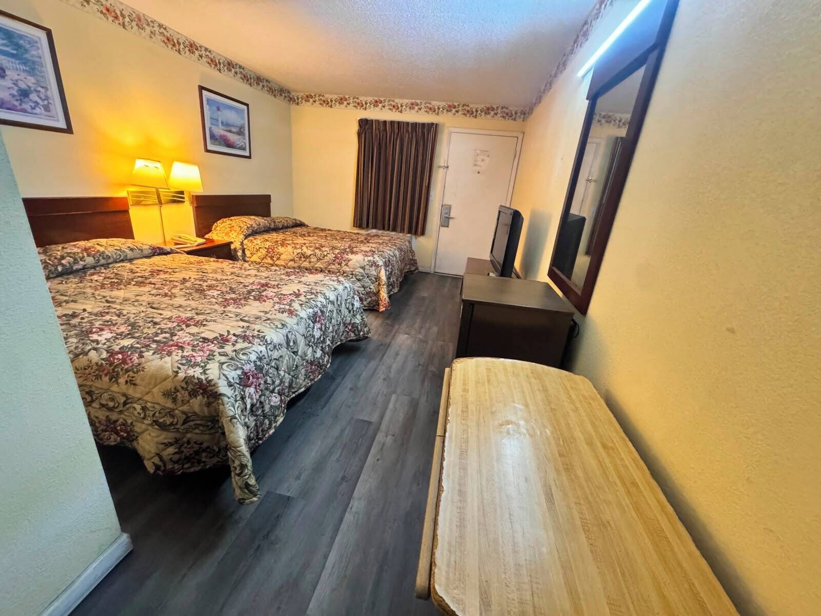 Desk, free WiFi, bed sheets