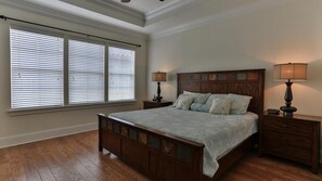 4 Schlafzimmer, Bügeleisen/Bügelbrett, WLAN, Bettwäsche
