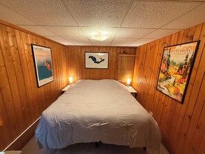 3 Schlafzimmer, Schreibtisch, Bügeleisen/Bügelbrett, Reisekinderbett