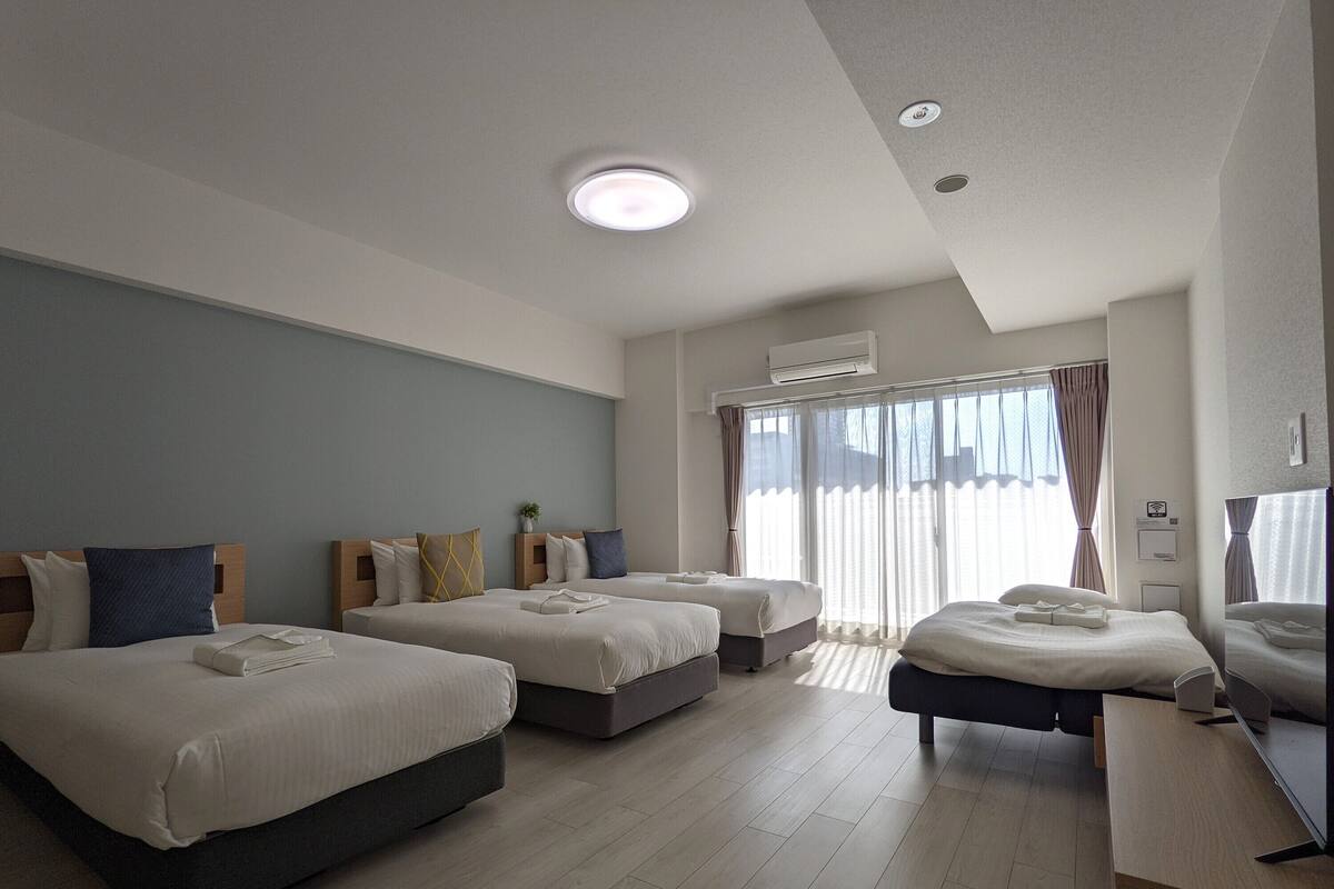 Classic Quadruple Room | Premium bedding, blackout curtains, iron/ironing board (on request)