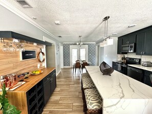 Fridge, microwave, oven, stovetop - Modern Peaceful Pool Home, 25 Mins To Theme Parks! (St. Cloud)