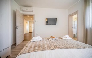 6 soverom, reiseseng for barn, wi-fi (inkludert) og sengetøy