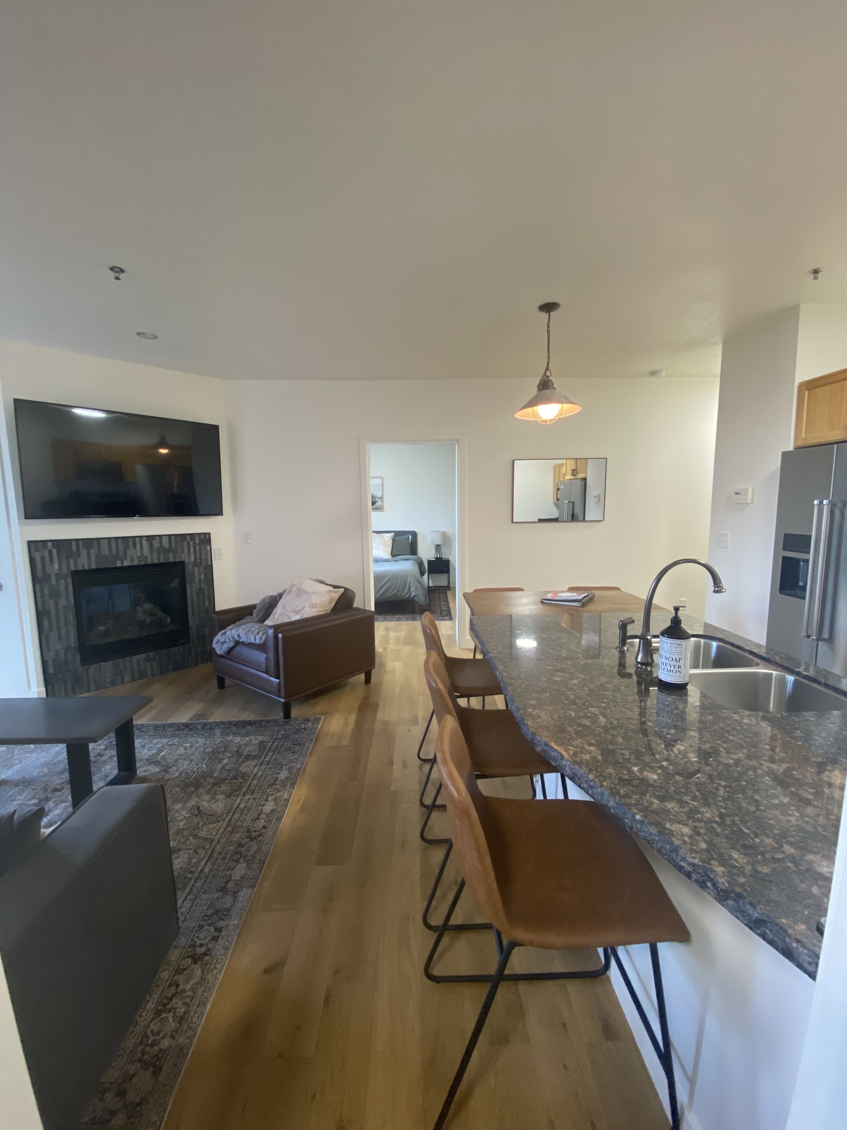 Cozy Condo By Deer Crest Gondola and Jordanelle Resevoir!