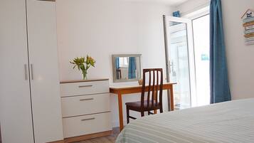 2 bedrooms, Internet, bed sheets