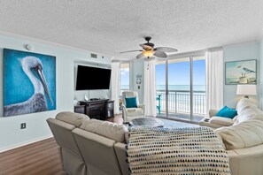 TV - Luxurious oceanfront retreat where you can make unforgettable memories (North Myrtle Beach)