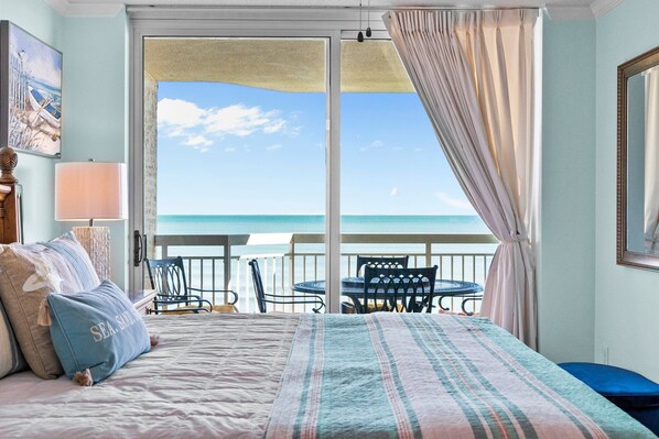 3 bedrooms, iron/ironing board, WiFi, bed sheets - Luxurious oceanfront retreat where you can make unforgettable memories (North Myrtle Beach)