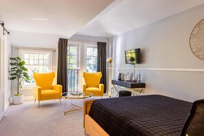 1 bedroom, WiFi - Boho Manor Resort - Room 22 (Monte Rio)