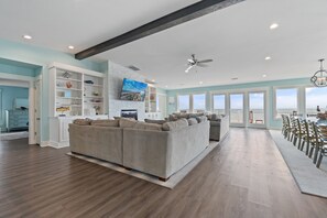 TV - "Happily Ever After" Luxury Oceanfront home w/ Private Pool, 10 Bedrooms, 10.5 Baths (Holden Beach)