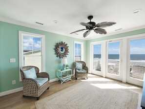 Interior - "Casa Miramar" Oceanfront home with PRIVATE pool, 4 bedrooms 4.5 bathrooms (Holden Beach)