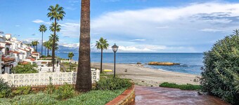 2 bedroom cozy home in Malaga
