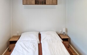 2 Schlafzimmer, Reisekinderbett, kostenloses WLAN, Bettwäsche