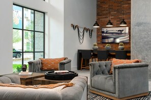 Interior - Premium Central Austin 1BR w/ Pool, Gym & W/D, nr U. Texas, by Blueground (Austin)