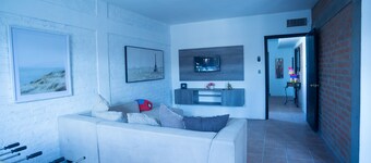 Casa Genova Amplia y Comoda, Terraza Privada Cerca Aeropuerto Juarez